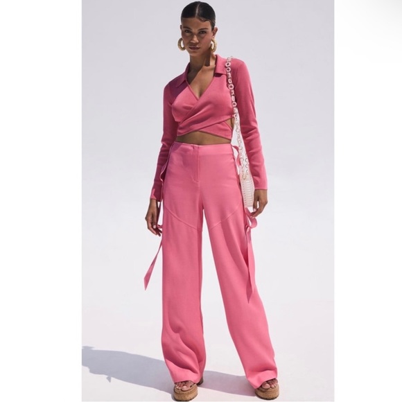 NEW CULT GAIA PINK KNIT CROPPED WRAP TOP - Picture 10 of 11